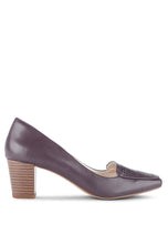 Lade das Bild in den Galerie-Viewer, Classic Shoes
