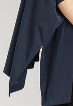 Lade das Bild in den Galerie-Viewer, Blue Silk Blazer
